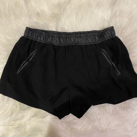 Forever 21 leather trim silky shorts XS black - Picture 1 of 3